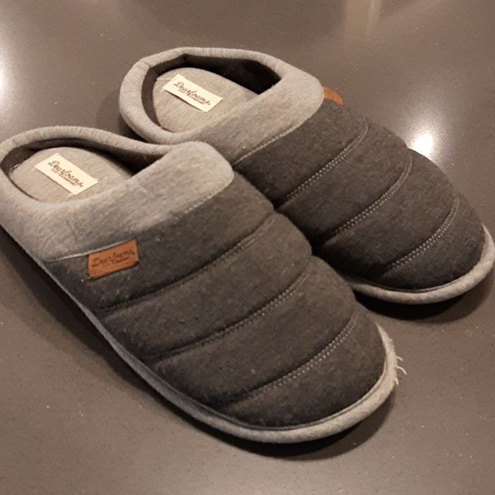 Dearfoams Cozy Comfort Gray Slippers